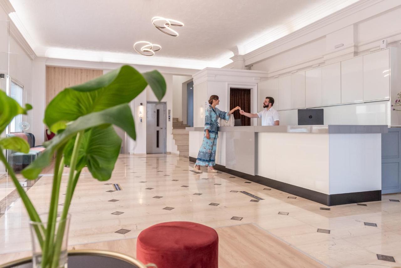 Azure Mare Hotel (Adults Only) Херсониссос Экстерьер фото